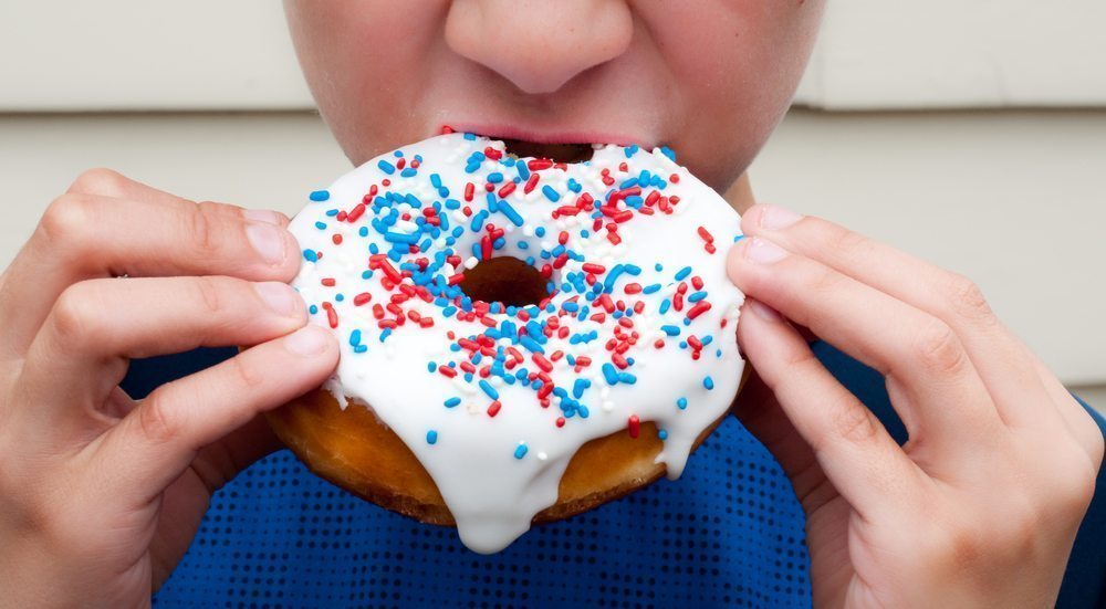 How fats and sweets change brain chemistry in much the same way that cocaine and gambling do