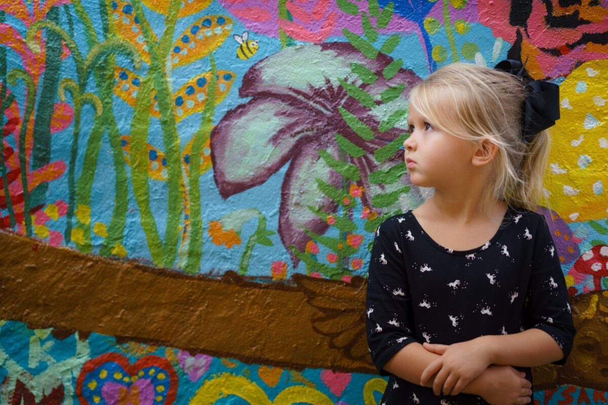 Beneficios de la pintura en niños autistas: Iris Grace la pequeña genio -  CogniFit Blog: Brain Health News