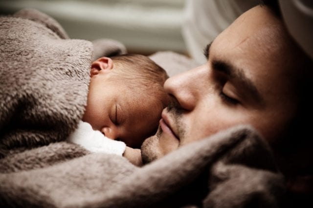 co sleeping with newborn baby