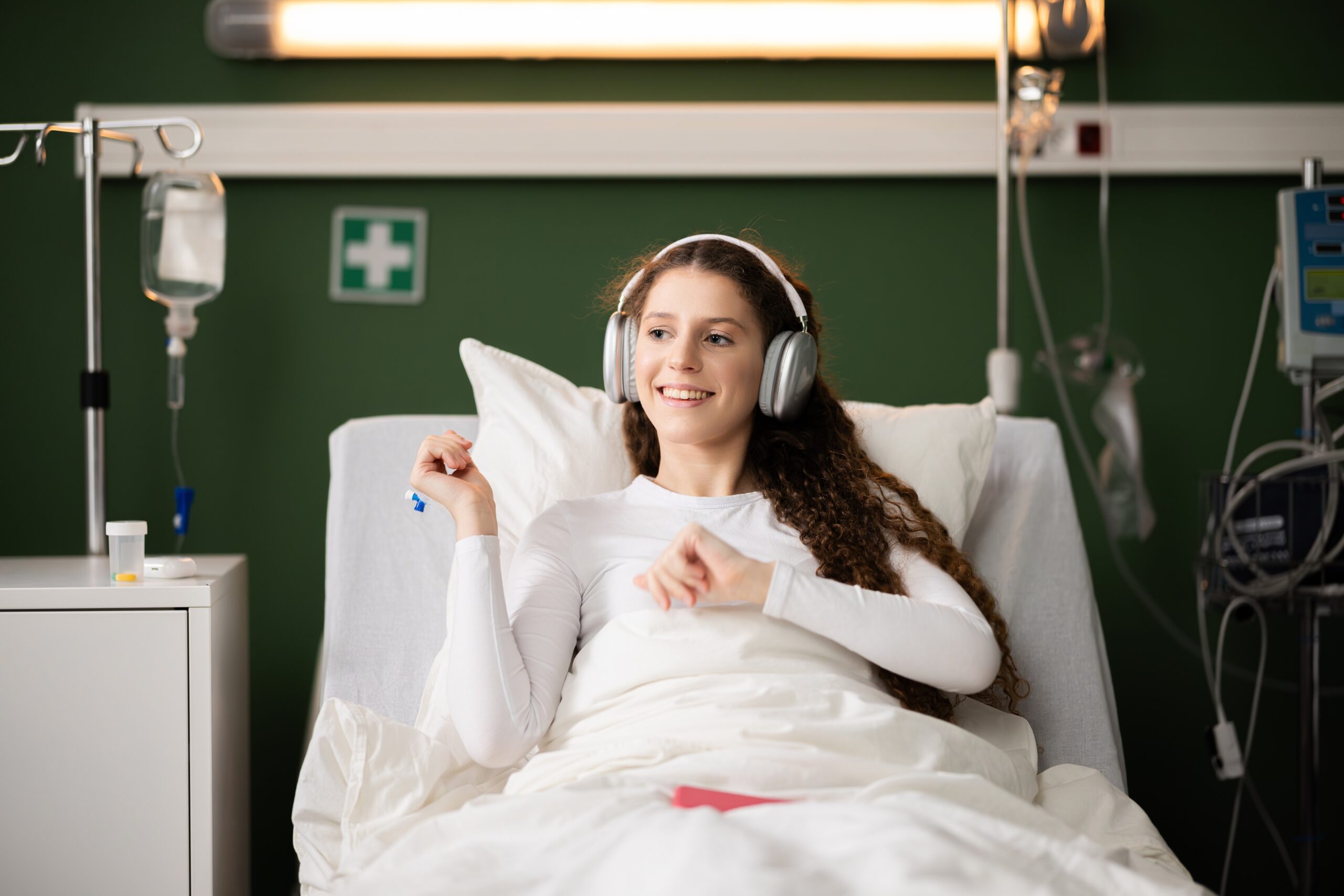 Music as Medicine: New Study Shows Listening to Music Can Ease Surgery  Recovery